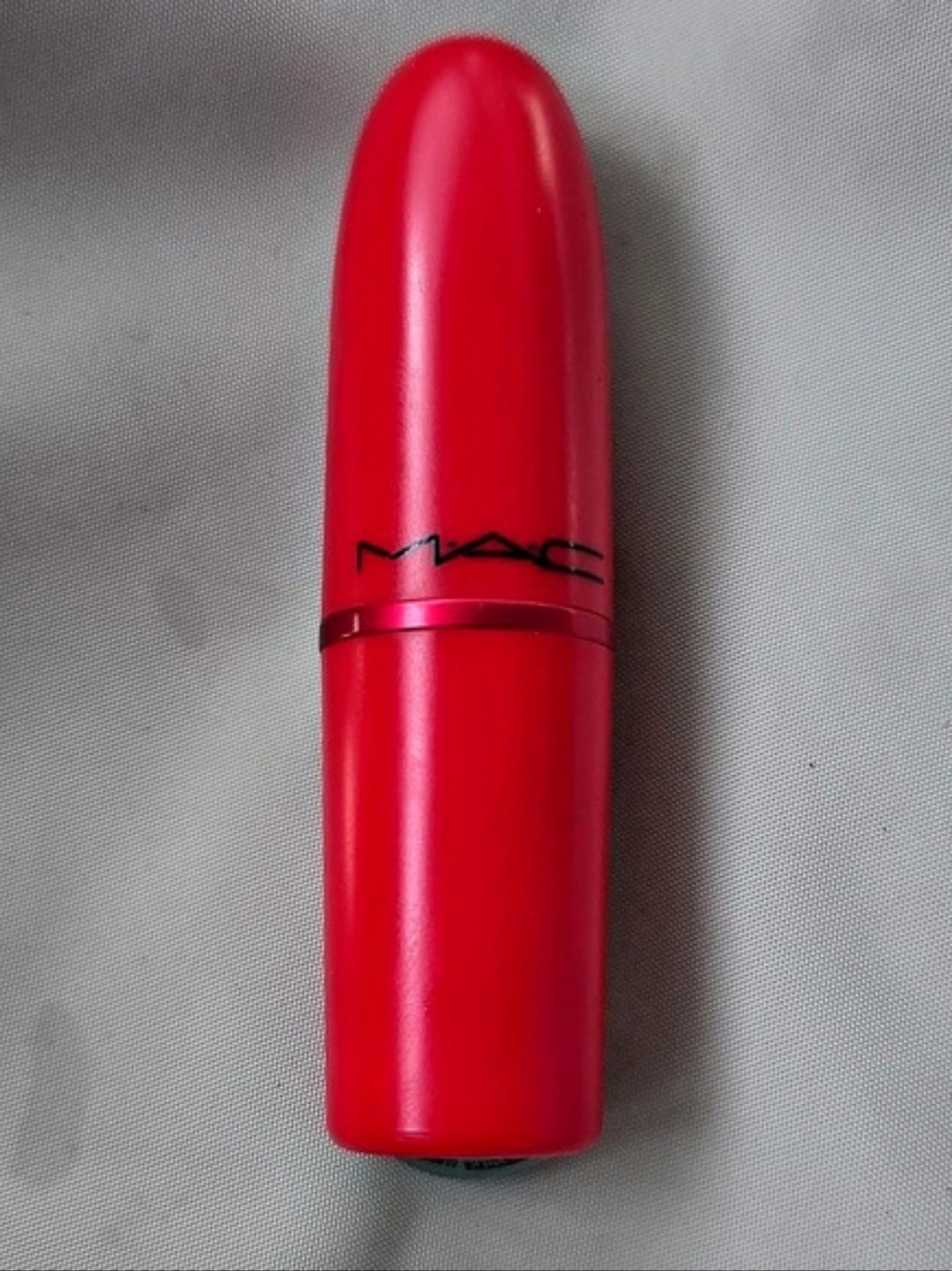 MAC Viva Glam Taraji P. Henson Limited Edition Lipstick Red